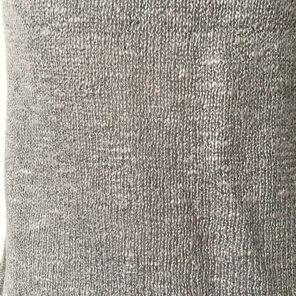 Banana Republic Factory Sleeveless Cowl Neckline Light Sweater - Picture 6 of 7